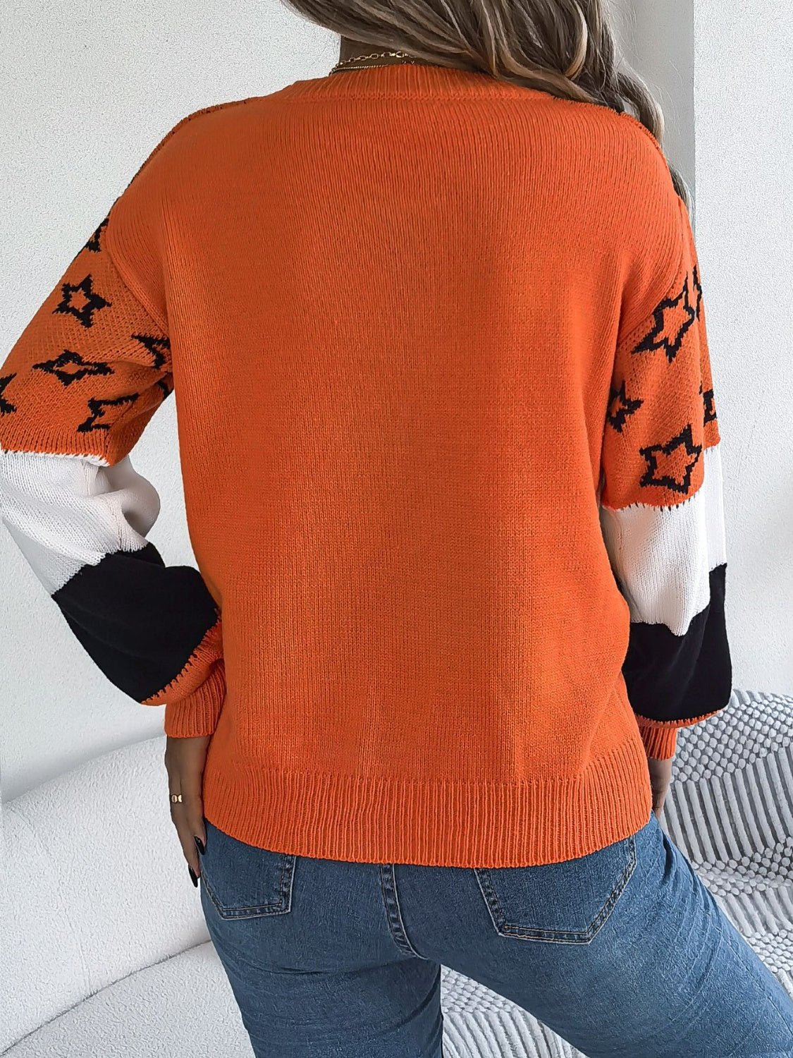 LB | Ponadczasowy i stylowy sweter