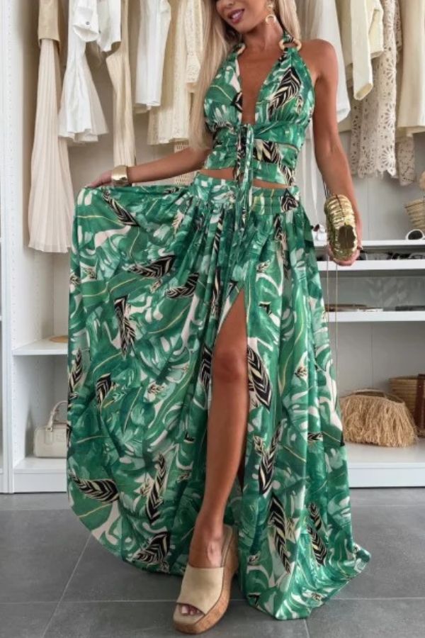 LB | Amazon Scenery Unique Print Tie-up Neckline Waist Ring Halter Slit Maxi Dress