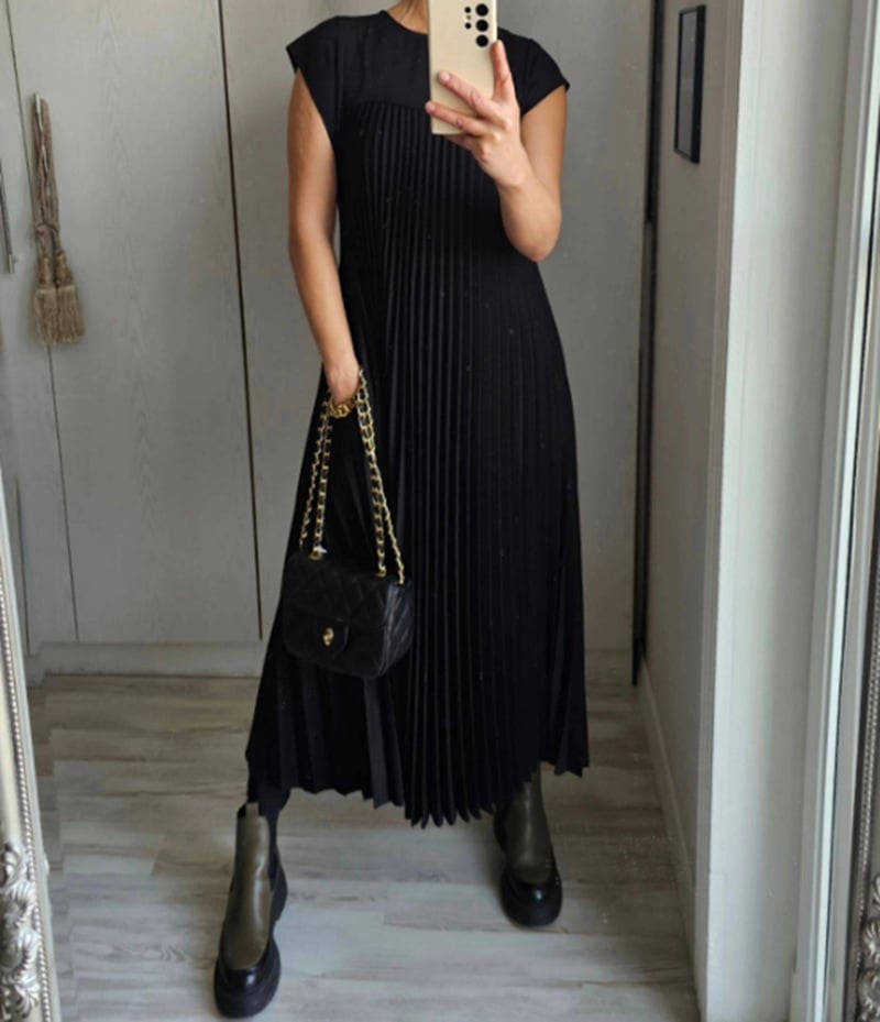 LB | Elegancka plisowana sukienka maxi