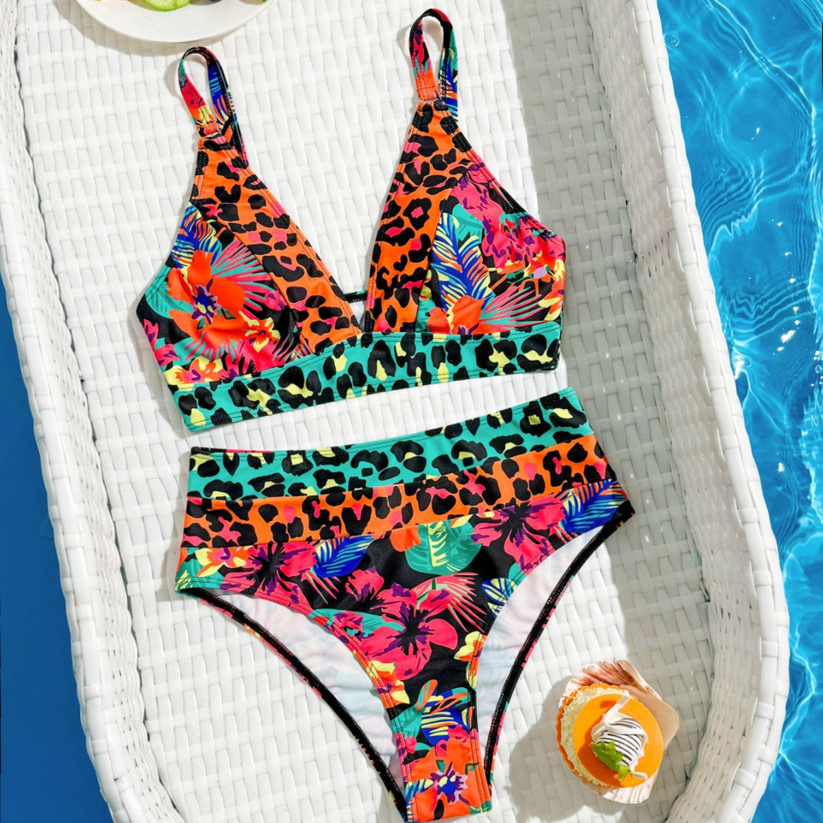 Modny i ponadczasowy Bikini