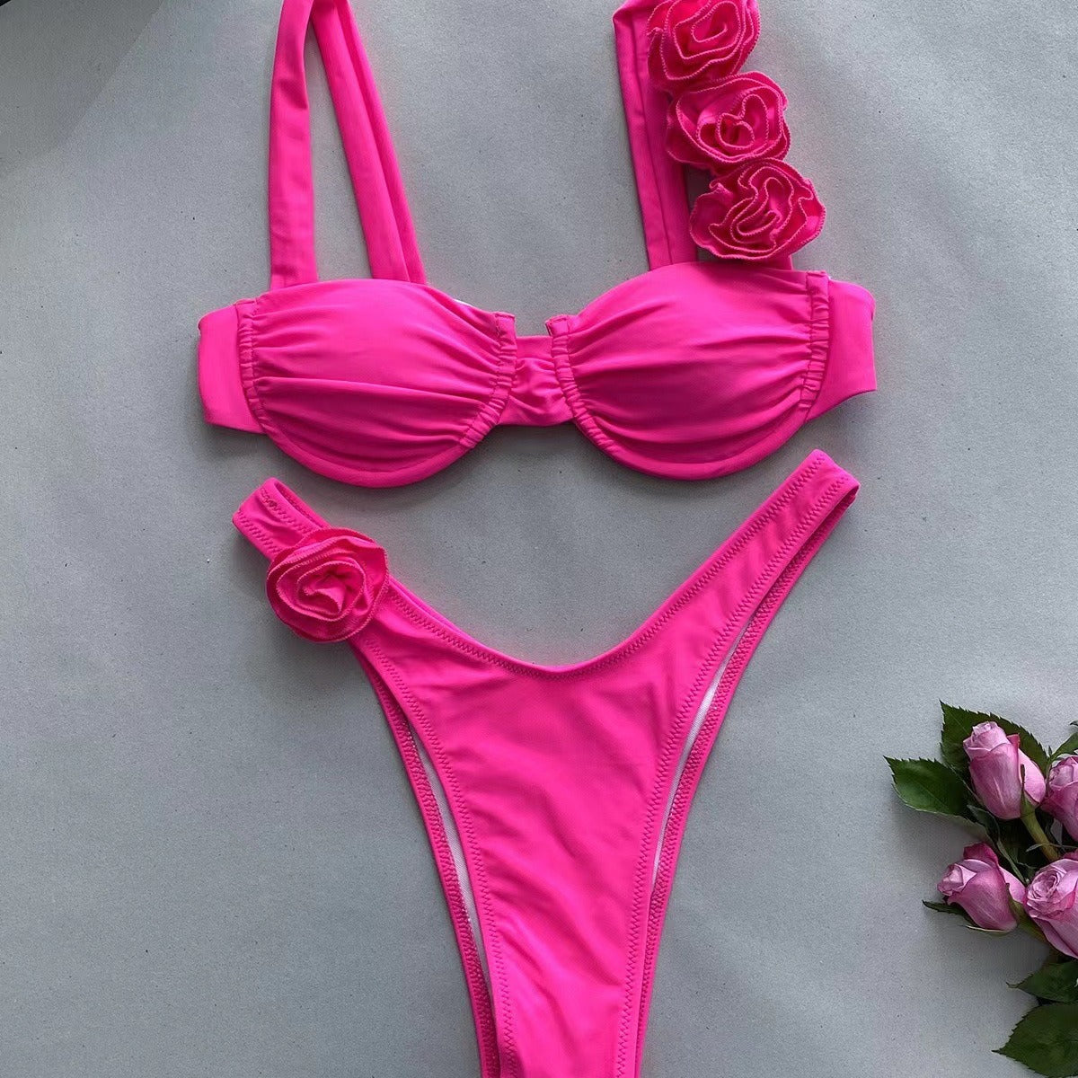 Szykowny i wygodny Bikini