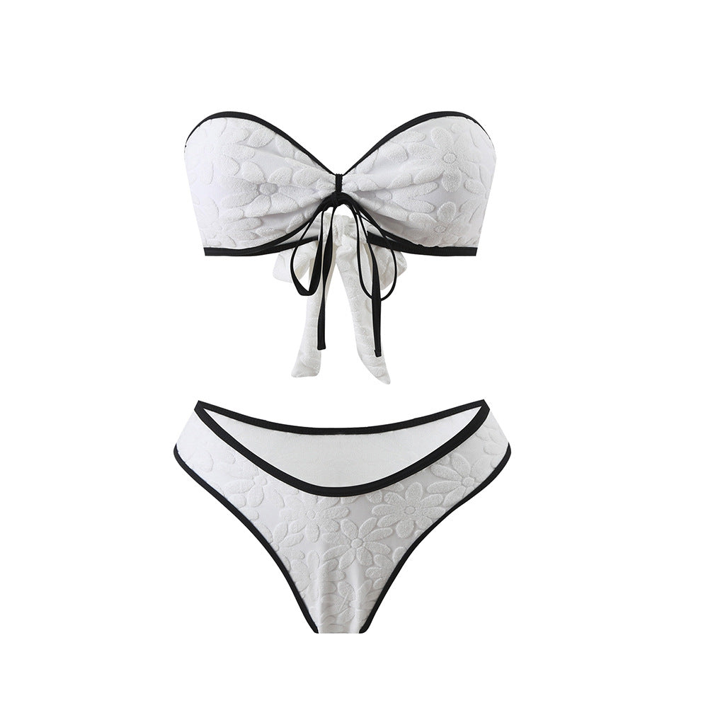 Nowoczesny i minimalistyczny Bikini