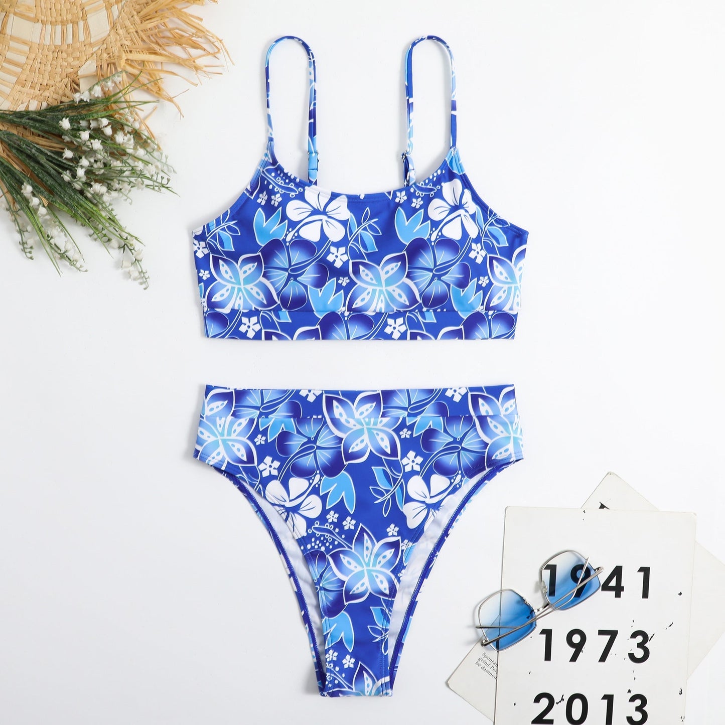 LB | Bikini w tropikalne kwiaty