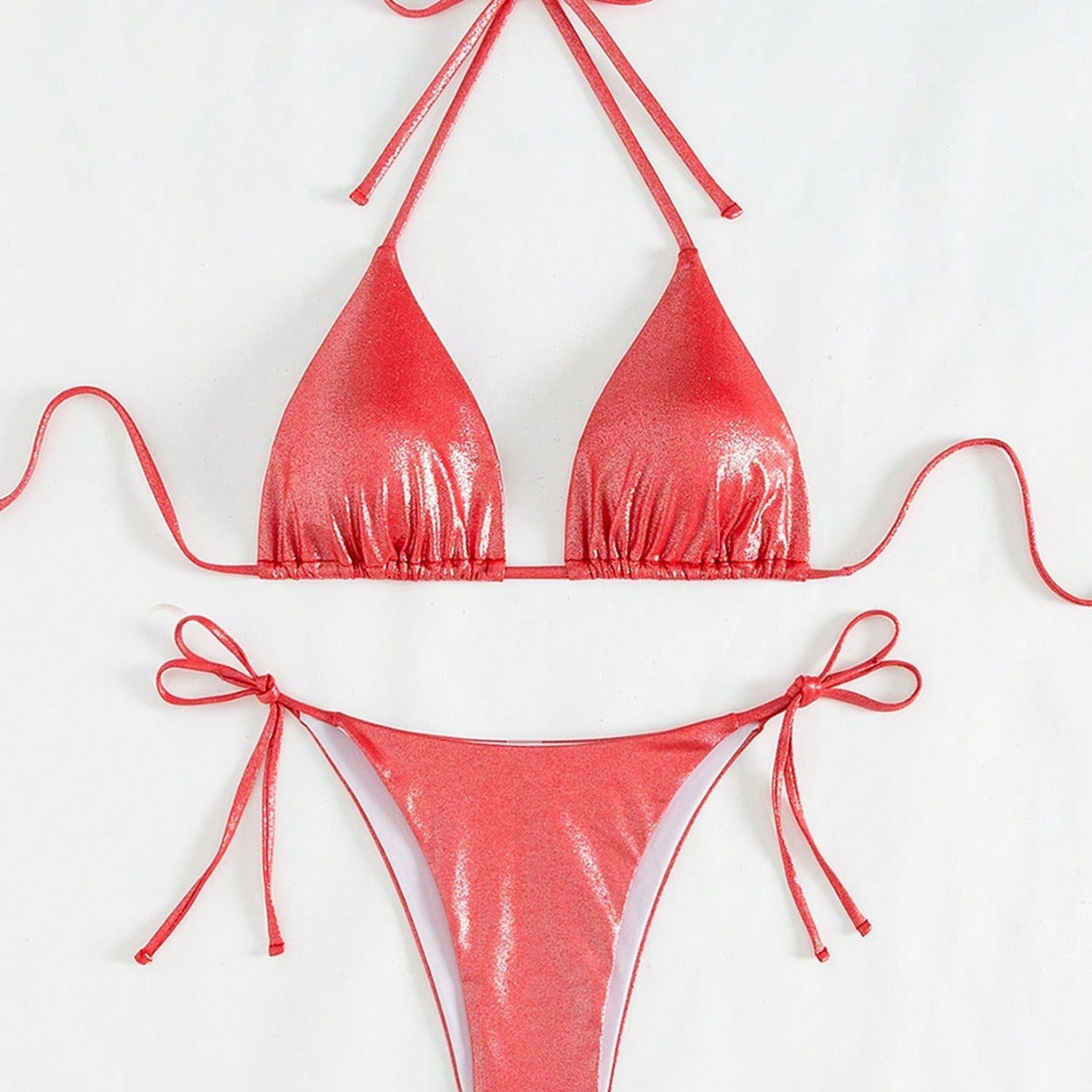 Smukły i nowoczesny Bikini