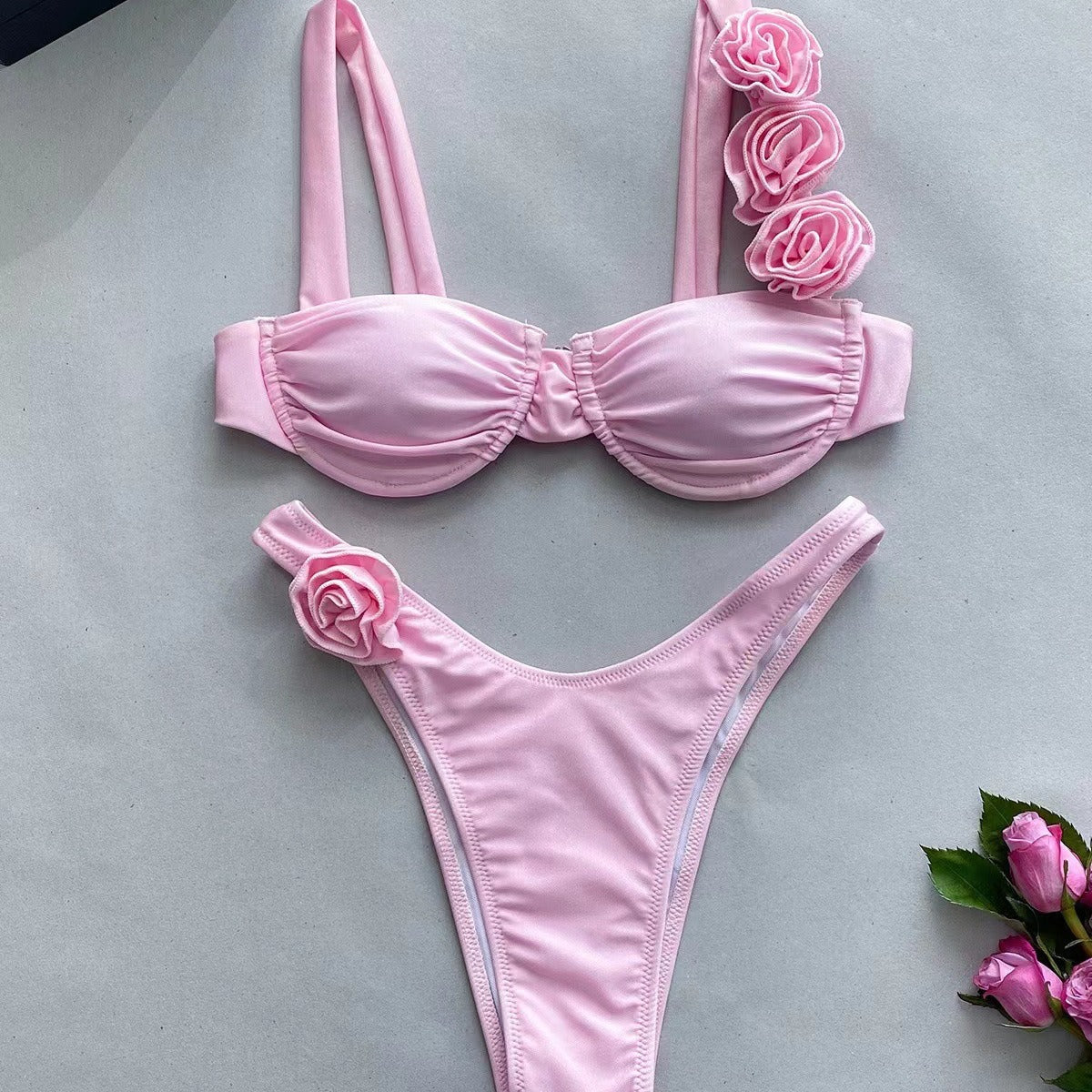 Szykowny i wygodny Bikini