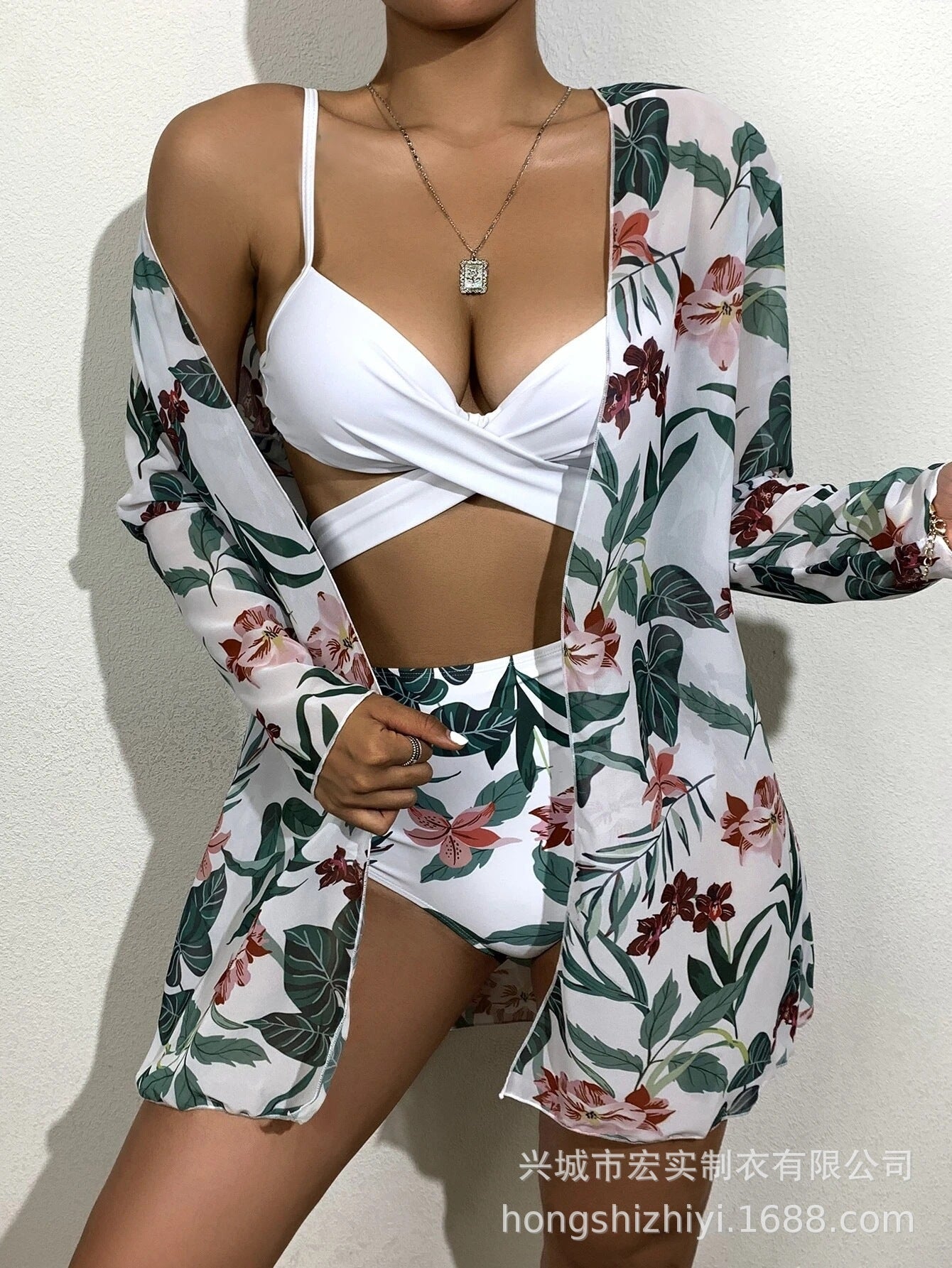 LB | Wygodne, przewiewne bikini na lato