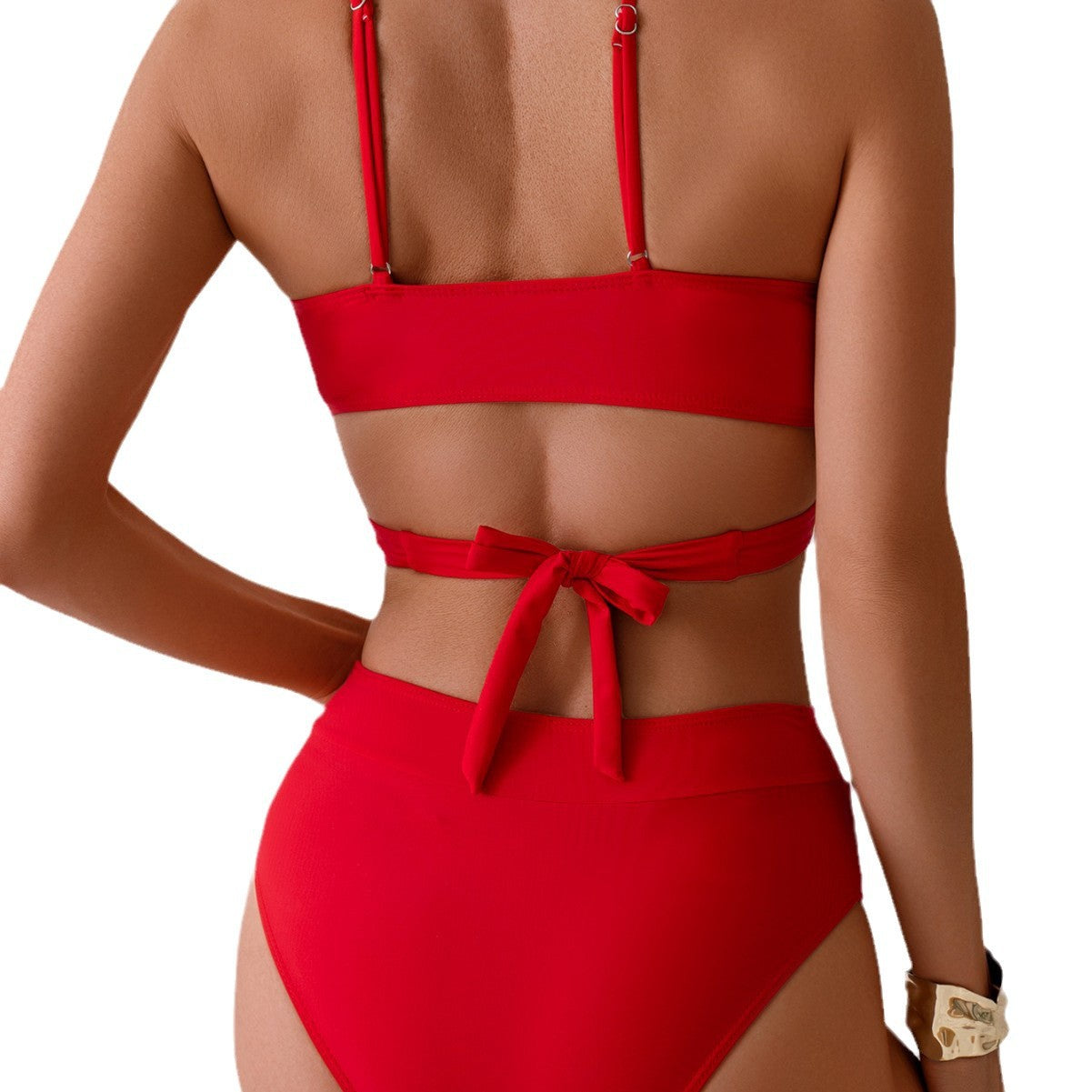 Żywy i wyjątkowy Bikini