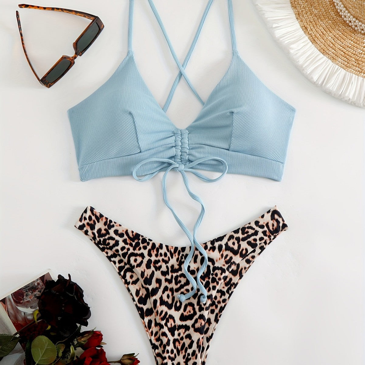 Świeży i kobiecy Bikini