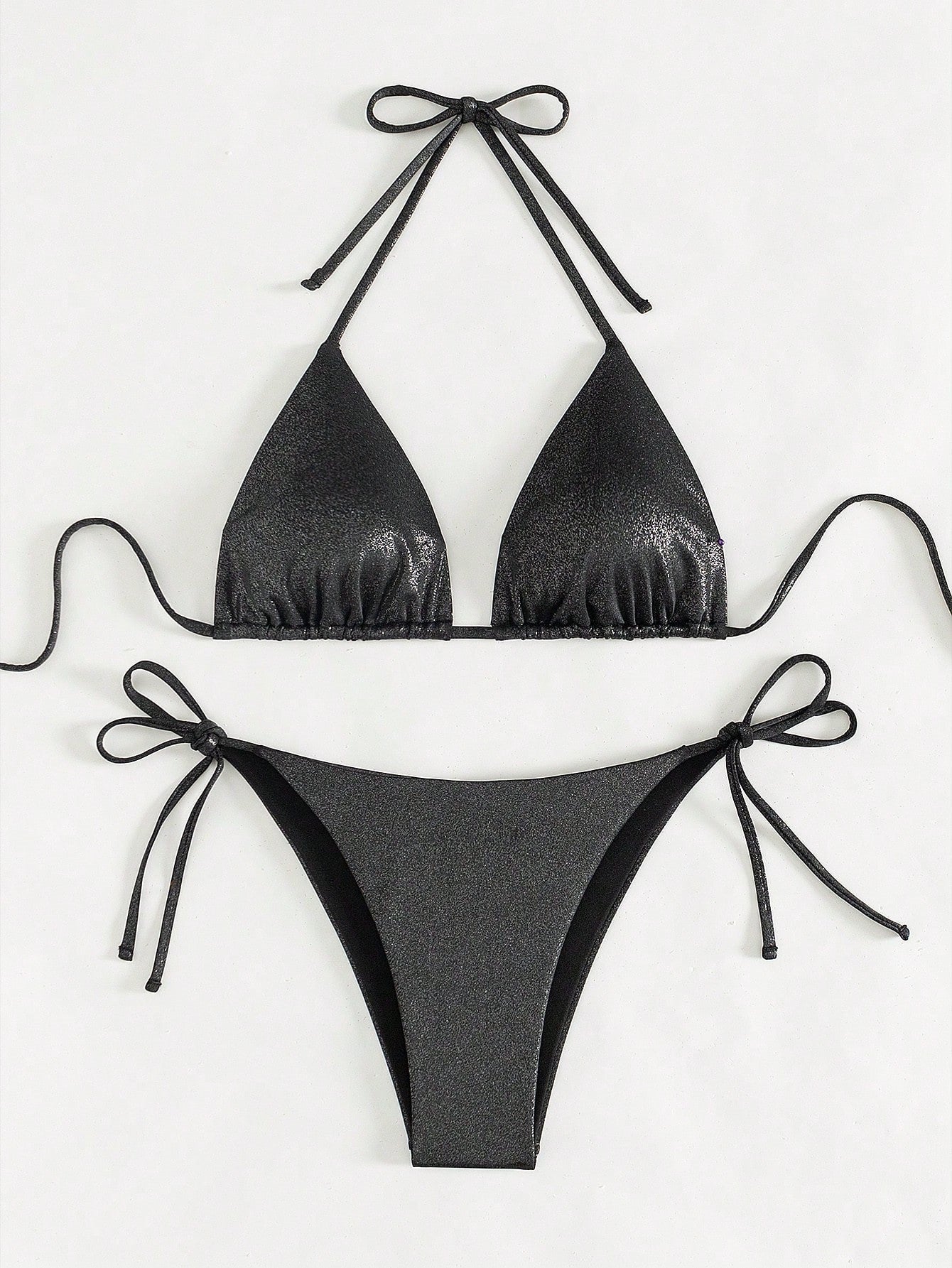 Smukły i nowoczesny Bikini