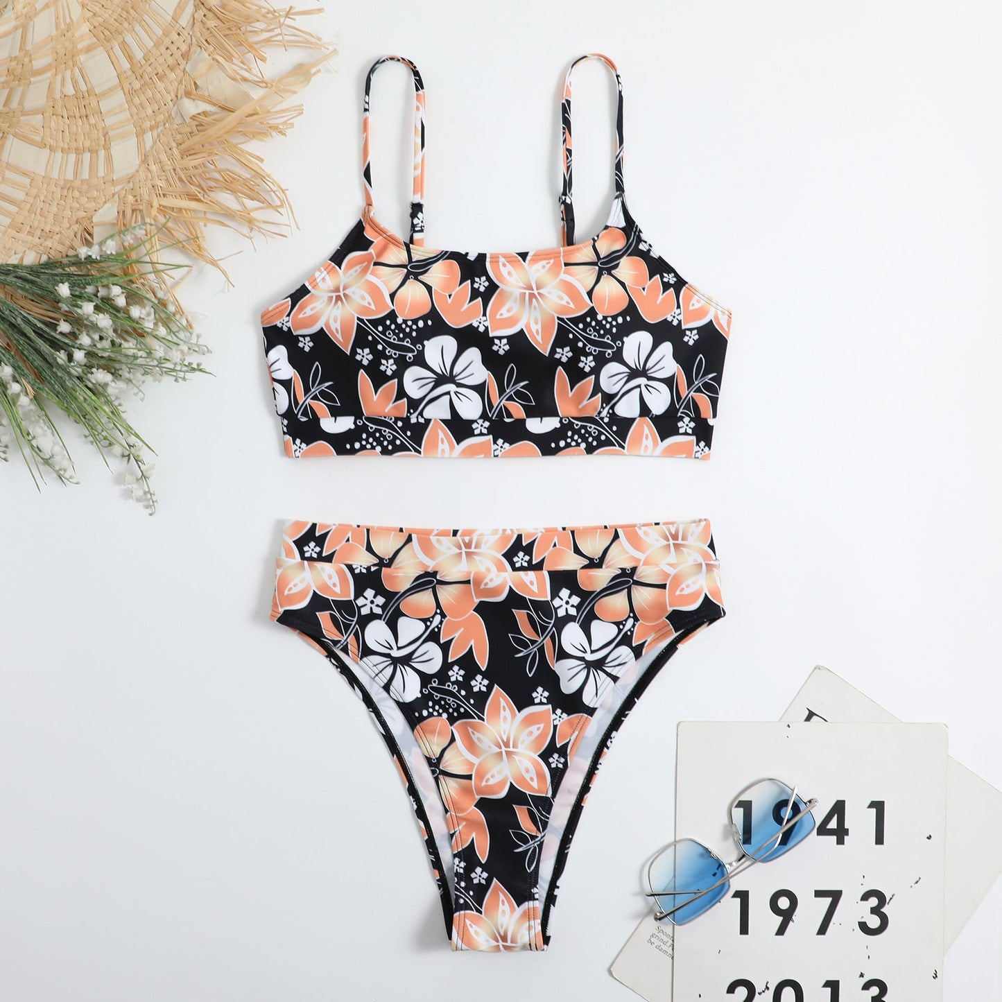 LB | Bikini w tropikalne kwiaty