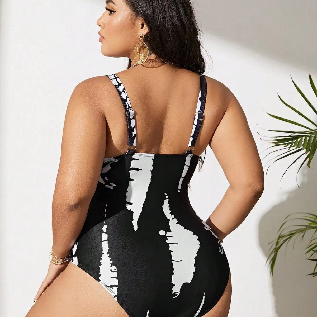 Żywy i wyjątkowy Bikini