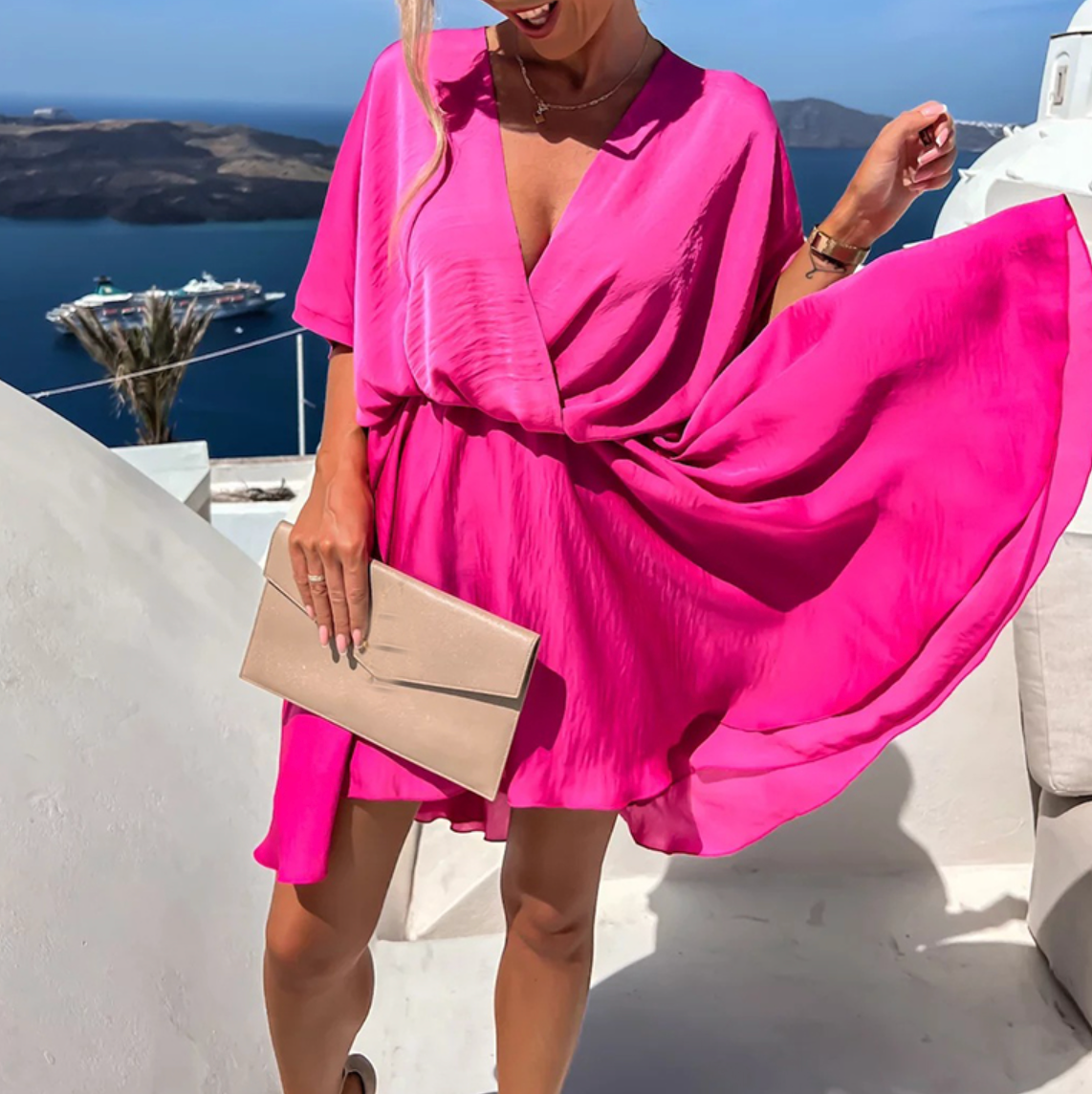 LB | Szeroka sukienka mini w letnim stylu i nowoczesnym designie