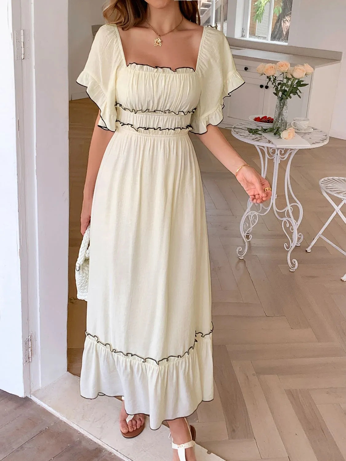 AS | Čtvercový výstřih Puff rukávy Frill trim Maxi šaty