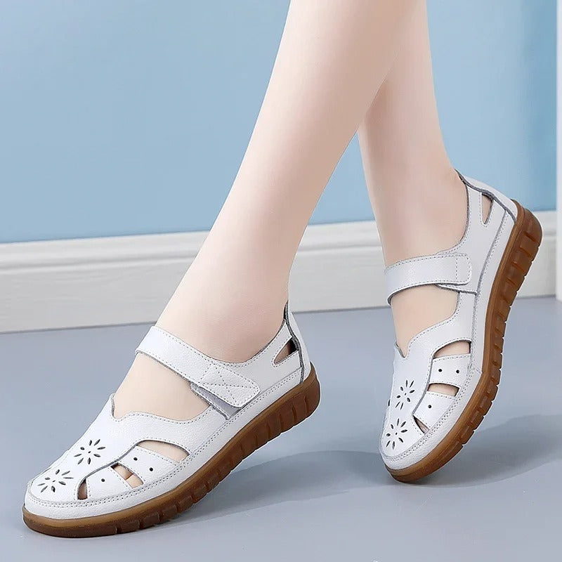AS | Casualowe buty z kwiatowym perforowanym wzorem