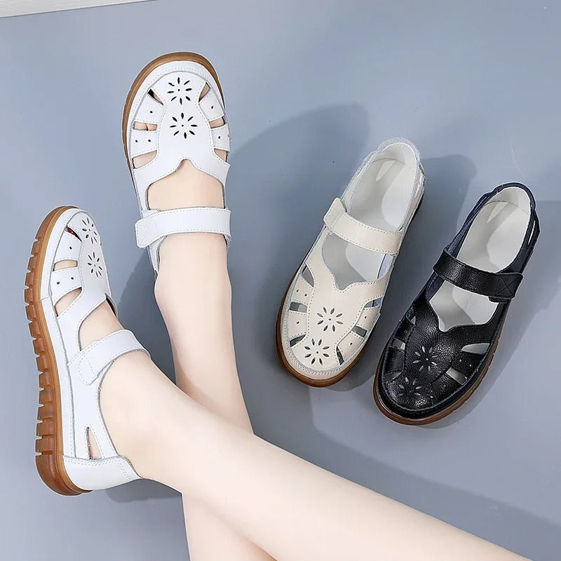 AS | Casualowe buty z kwiatowym perforowanym wzorem