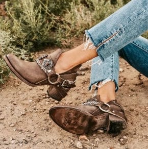 AS | Chunky Mid Heel Vintage Shoes