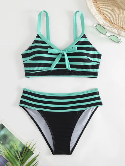 LB | Seksowne bikini w paski z kokardką w dekolcie V