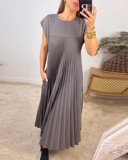 LB | Elegancka plisowana sukienka maxi