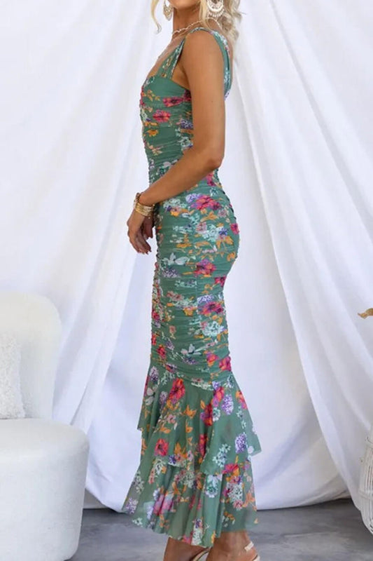LB | Styled To Perfection Kwiatowa sukienka maxi z marszczoną siateczką i falbaną na dole