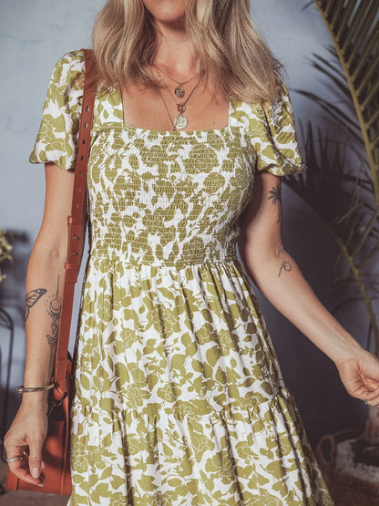 AS | Boho květinové čtvercové výstřih Smocked Bust Puff Sleeve Tiered šaty