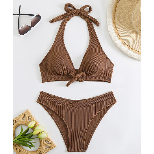 Smukły i nowoczesny Bikini
