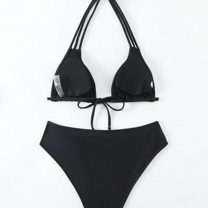 Wypolerowany i figlarny Bikini