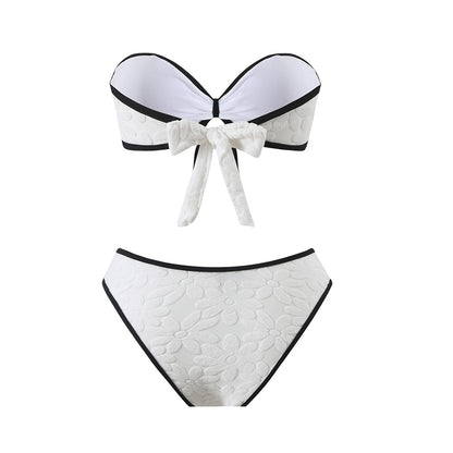 Nowoczesny i minimalistyczny Bikini