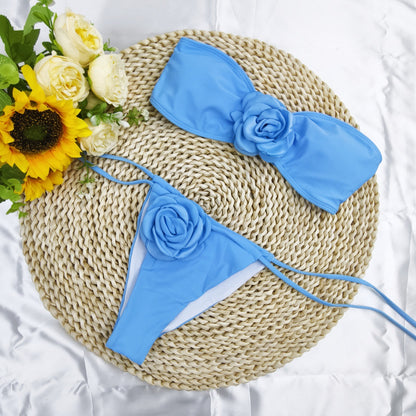 Płynny i fantastyczny Bikini