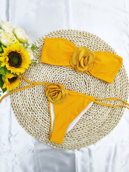 Płynny i fantastyczny Bikini