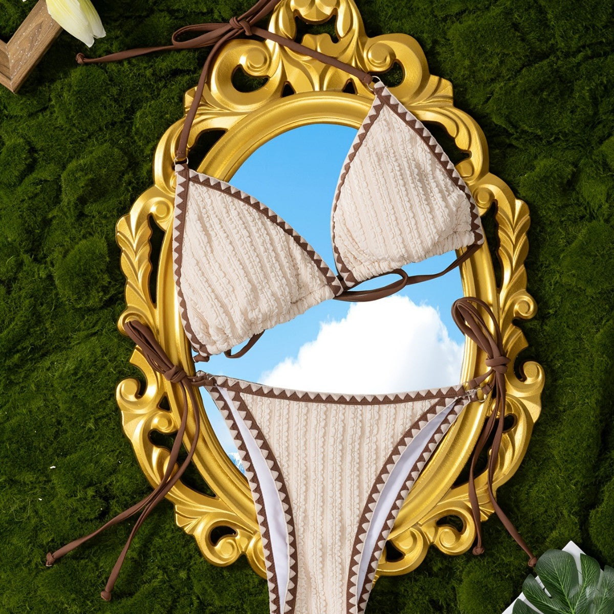 Żywy i wyjątkowy Bikini