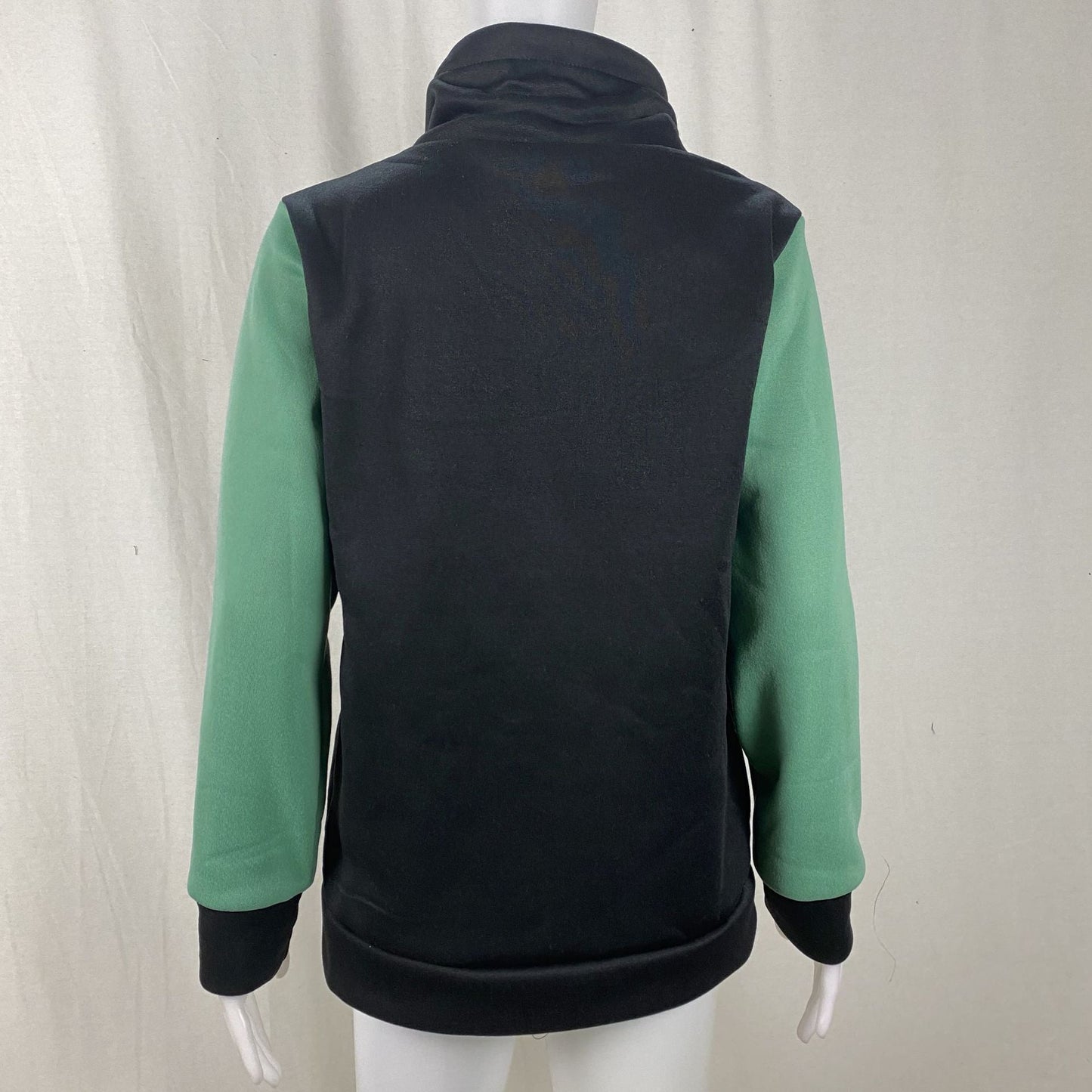 LB | Nowoczesny i modny sweter zimowy