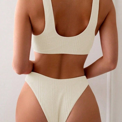 Modny i ponadczasowy Bikini