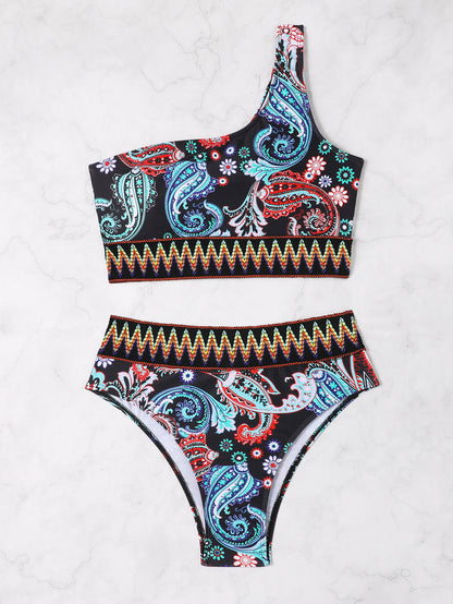 Lekki i uroczy Bikini