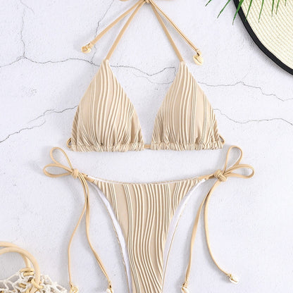Świeży i kobiecy Bikini