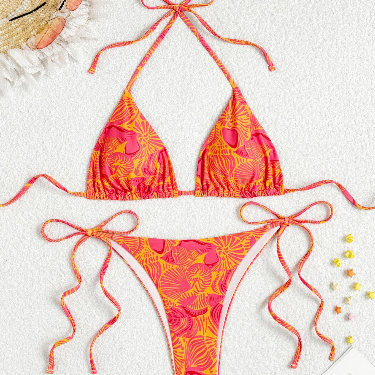 Żywy i wyjątkowy Bikini