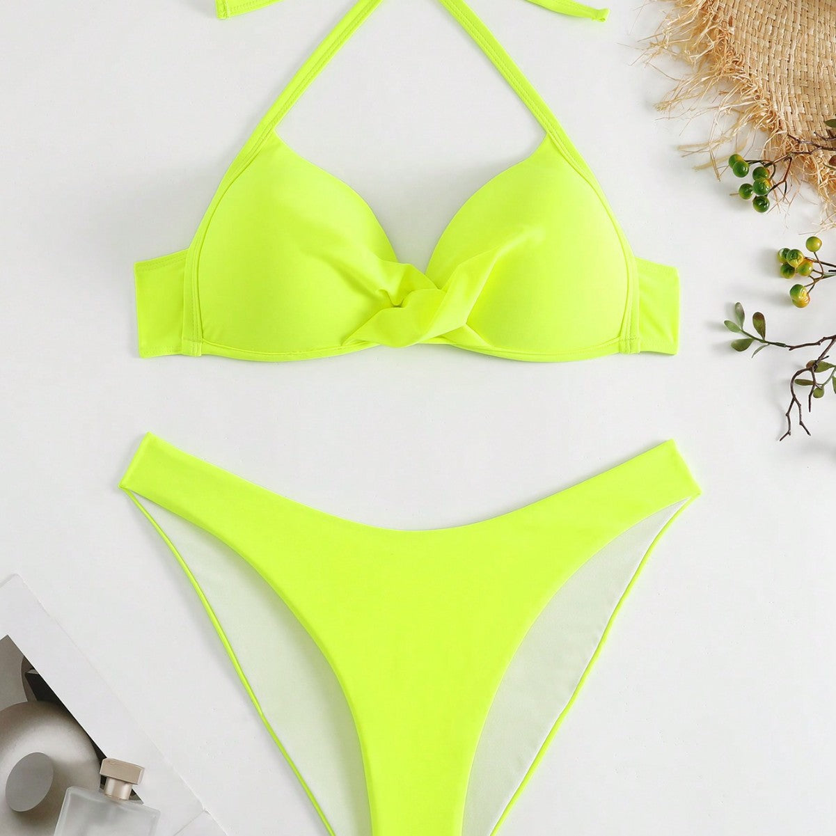 Żywy i wyjątkowy Bikini