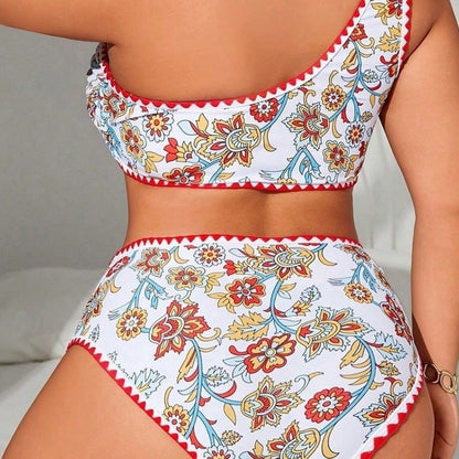 Nowoczesny i minimalistyczny Bikini