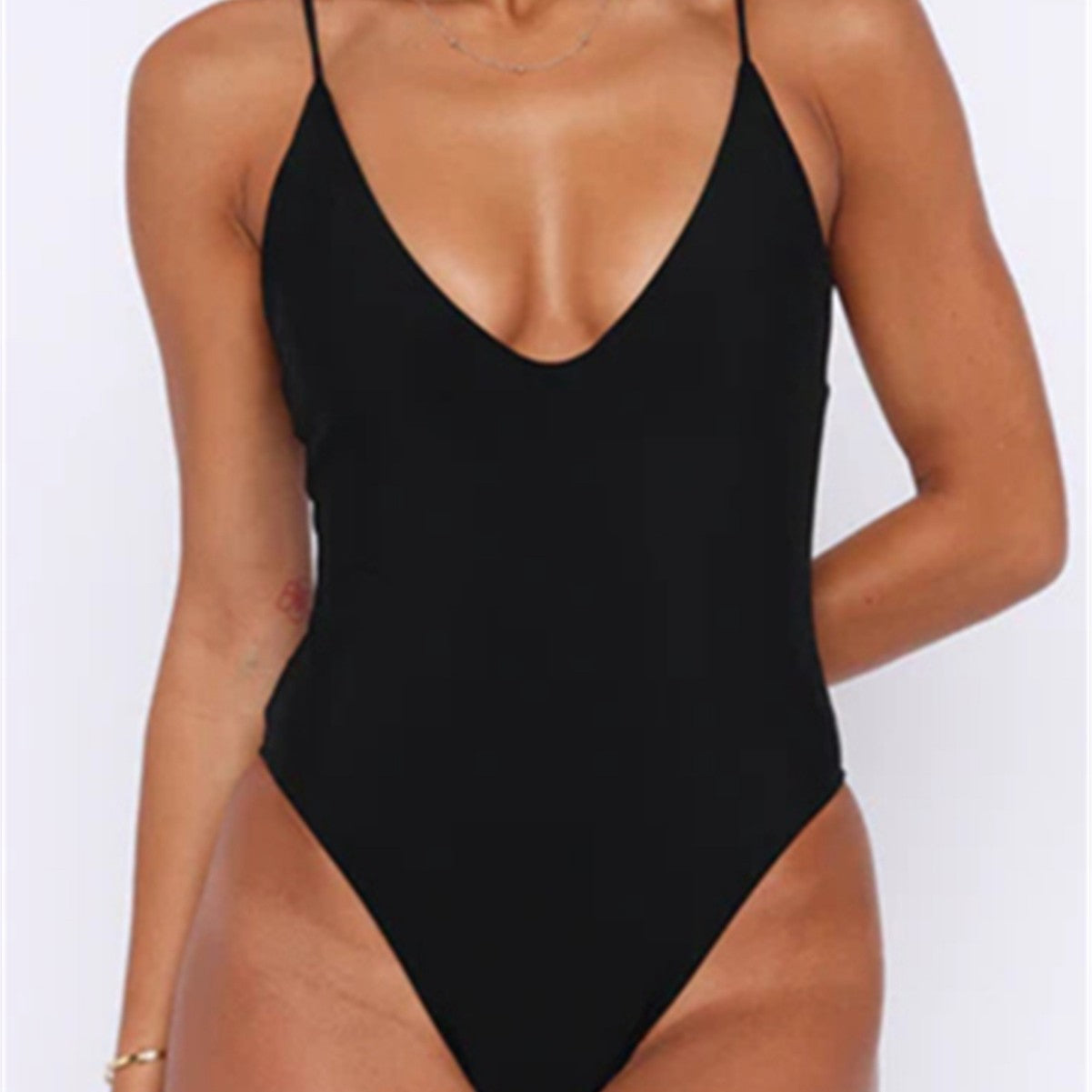 Żywy i wyjątkowy Bikini