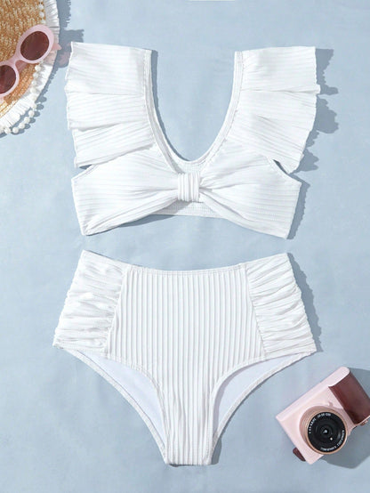 Płynny i fantastyczny Bikini