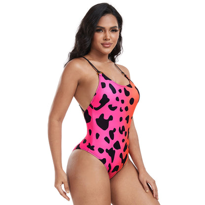 Płynny i fantastyczny Bikini