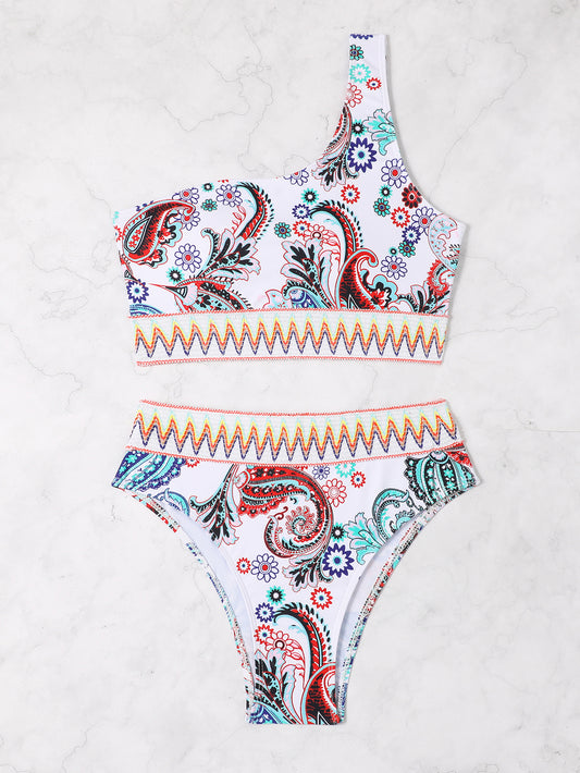 Lekki i uroczy Bikini