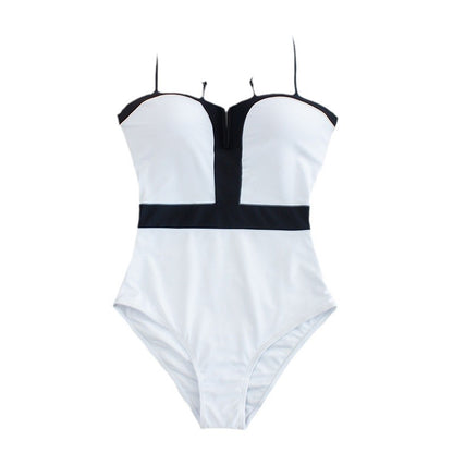 Żywy i wyjątkowy Bikini