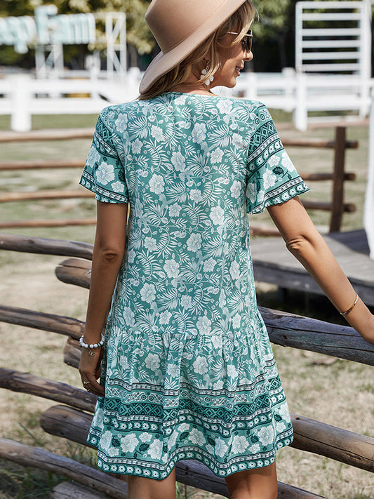 LB | Czeska sukienka mini z krótkim rękawem V-neck