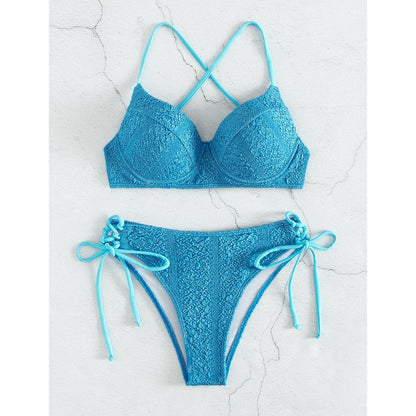 Wypolerowany i figlarny Bikini