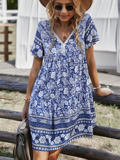 LB | Czeska sukienka mini z krótkim rękawem V-neck