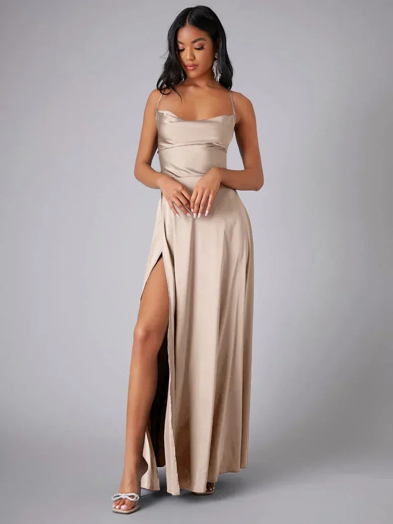 LB | Sukienka maxi z lejącego jedwabiu z eleganckim tyłem