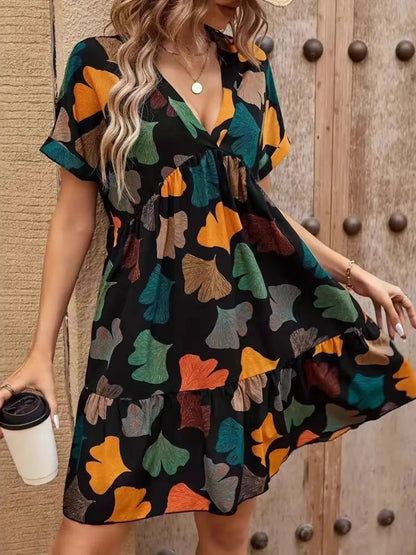 AS | Boho mini šaty s potiskem a krátkým rukávem do V