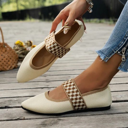 LB | Eleganckie zwężane buty z paskiem w kratkę
